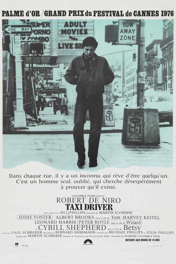 Vétéran de la Guerre du Vietnam, Travis Bickle est chauffeur de taxi dans la ville de New York. Ses rencontres nocturnes et la violence quotidienne dont il est témoin lui font peu à peu perdre la tête. Il se charge bientôt de délivrer une prostituée mineure de ses souteneurs.