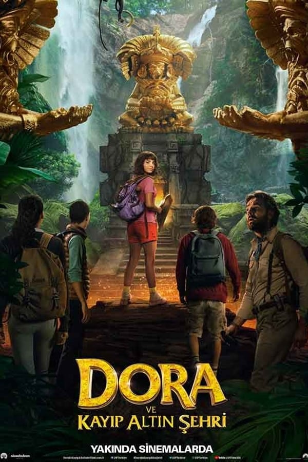 Genç Dora, doğayla iç içe büyümüş bir kızdır. Hayatının büyük bölümünü ailesiyle birlikte ormanları keşfederek ve doğayla iç içe geçirmiştir. Ancak şimdi Dora'nın önünde onu balta girmemiş ormanlardan çok daha fazla korkutan bir macera vardır ve bu maceradan kaçma şansı yoktur. Artık liseye gitmek zorundadır. Her zaman bir kaşifin ruhunu taşıyan genç Dora hızla kendine arkadaşlar bulur. En yakın arkadaşı olan maymun Boots, Diego ve bir grup ayaktakımı kısa sürede Dora'nın en yakın arkadaşı olur. Yeni arkadaş grubu, genç Dora'nın ailesini kurtarmak ve kayıp İnka uygarlığının arkasındaki tahmin edilemez gizemi çözmek için rengarenk bir maceraya atılırlar...